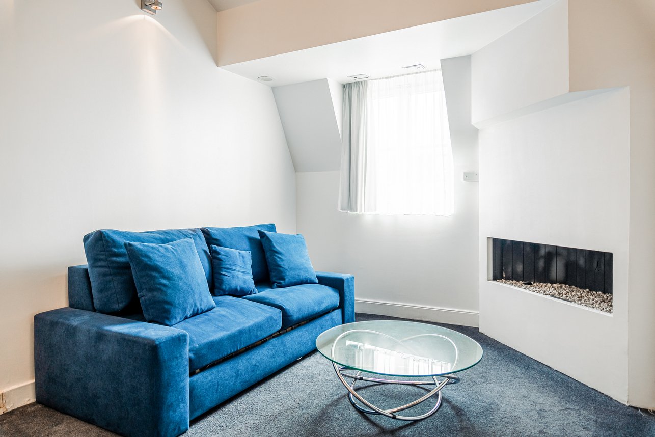 1K Paris - XL Duplex Room - Living room